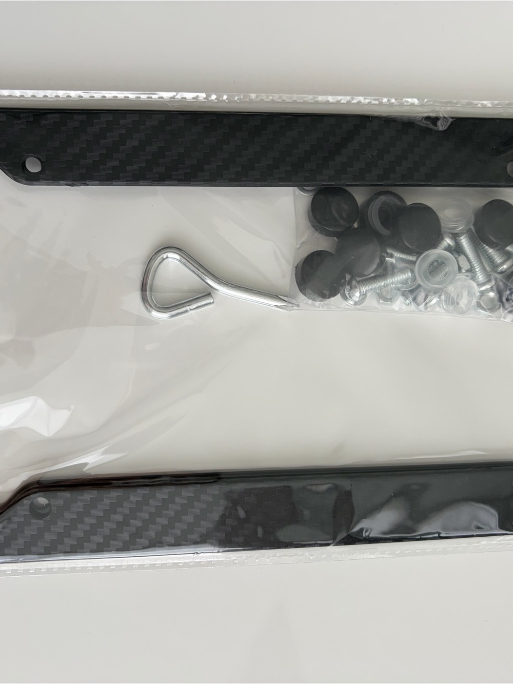 Carbon fiber style plastic license plate frame